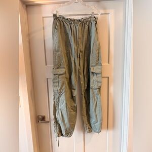 Abercrombie & Fitch Olive Cargo Pants